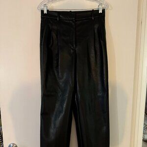 Wilfred Effortless Pant- Vegan leather- Size 6- Black